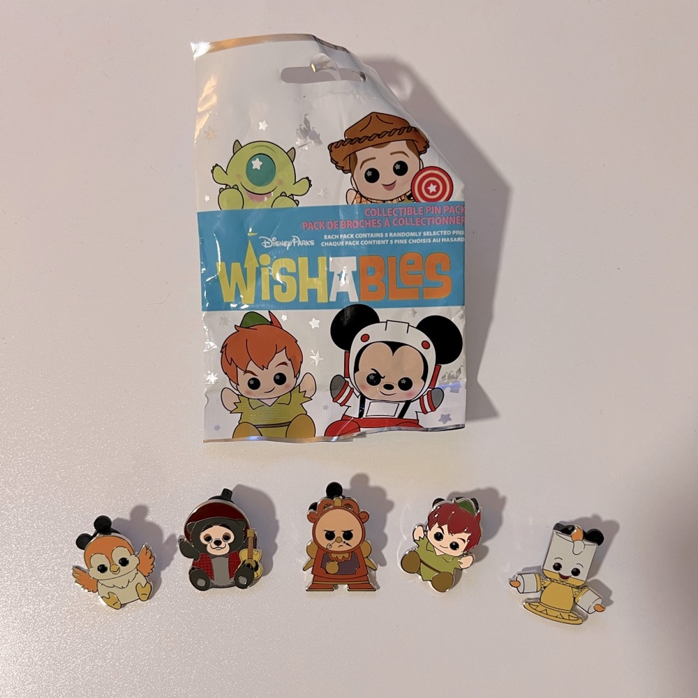 DISNEY WISHABLES Series 2 Collectible Pin Pack